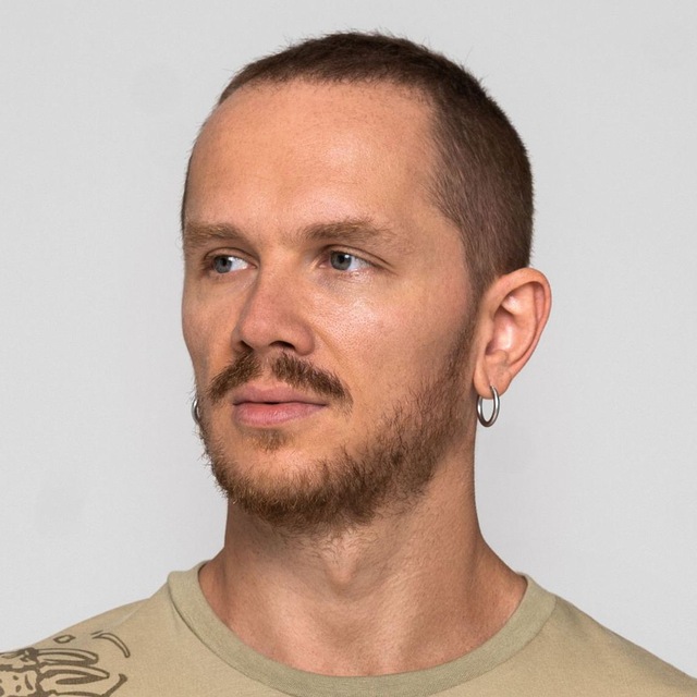 Женя Опутин